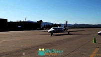 国外小型飞机准备起飞视频素材